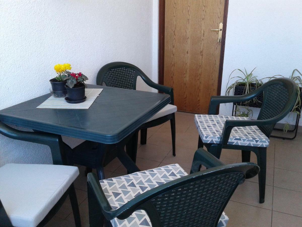 Apartment Sunny Place Pula Exterior foto